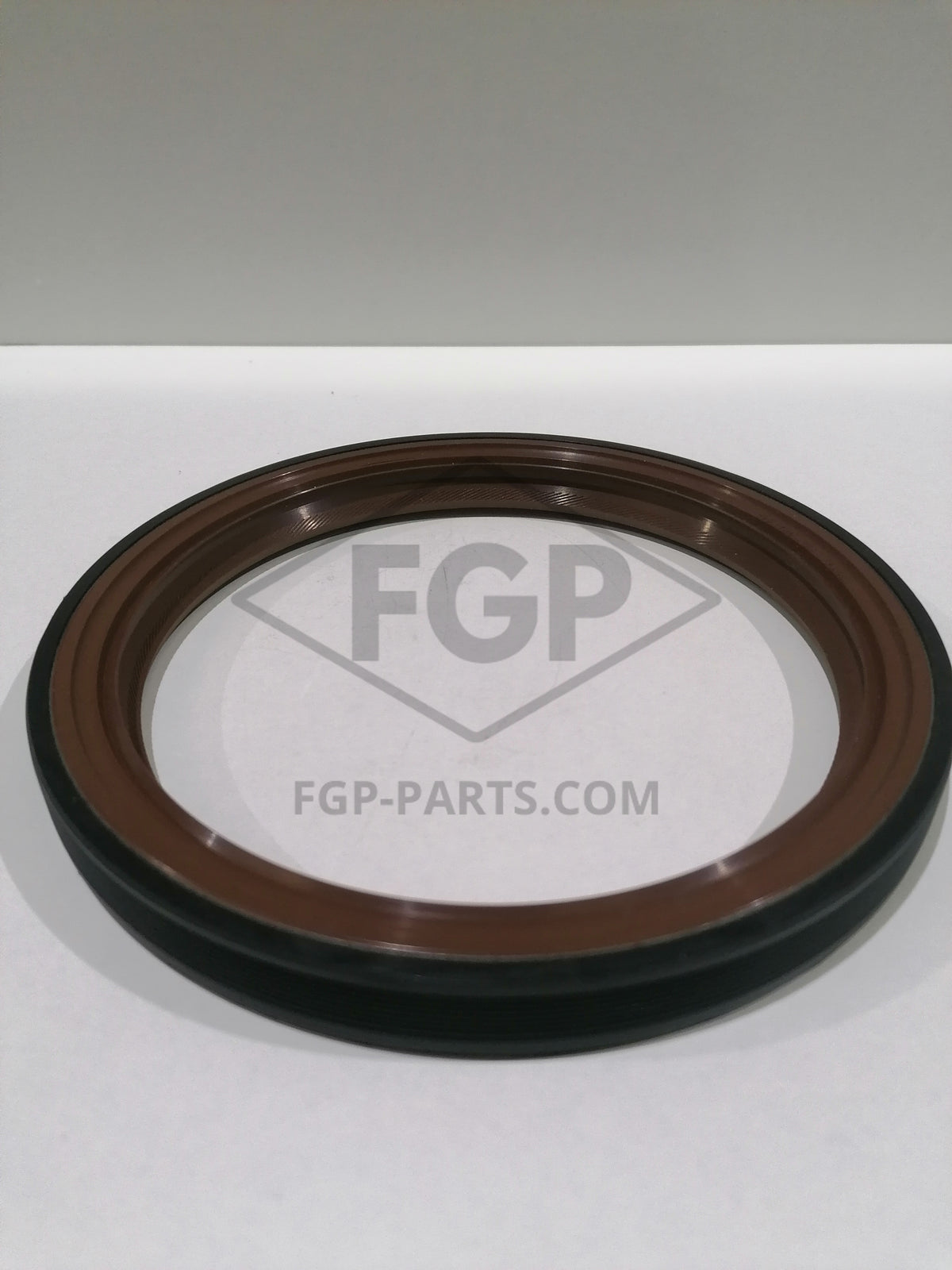 Rear crankshaft oil seal