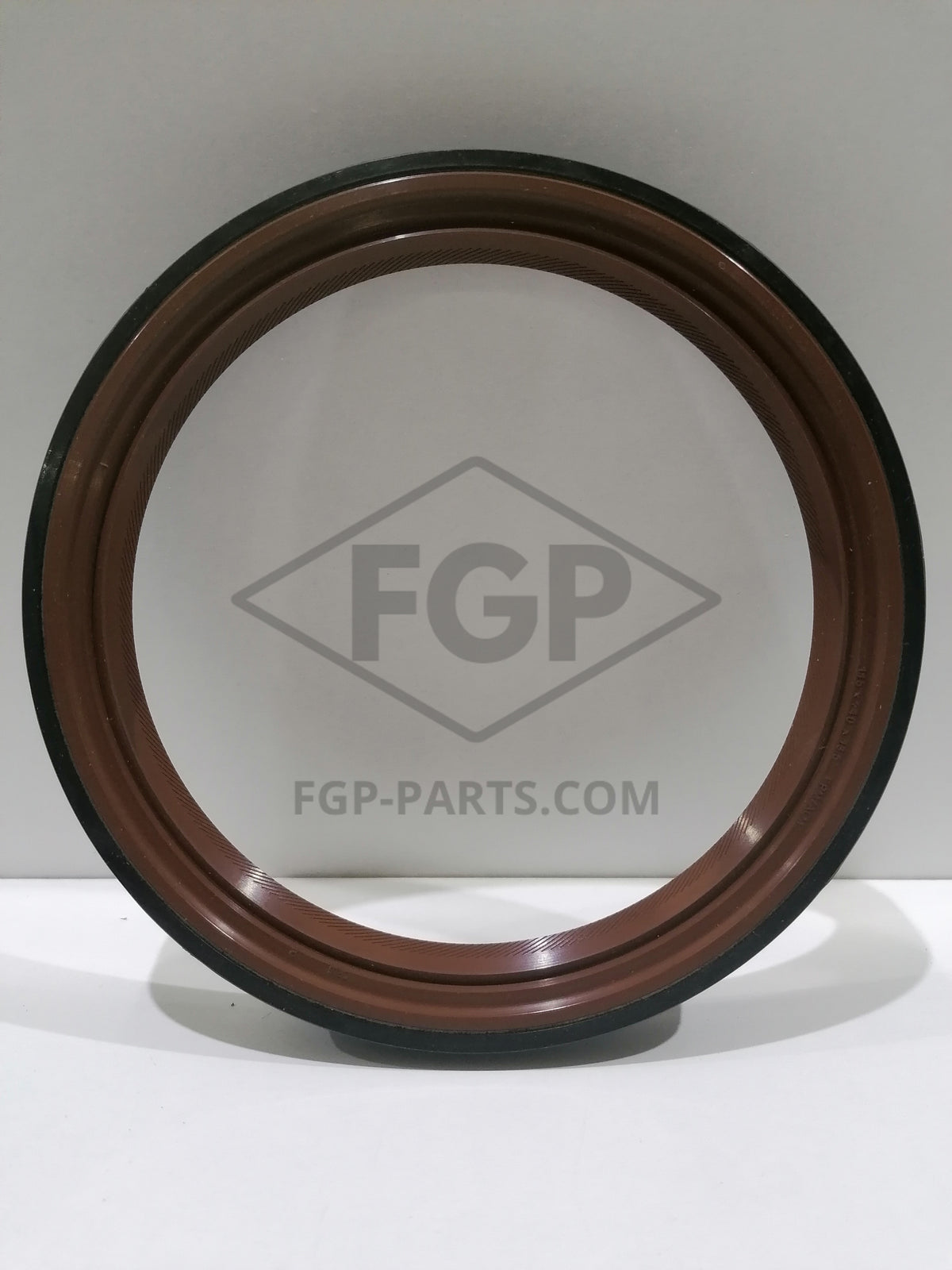 Rear crankshaft oil seal