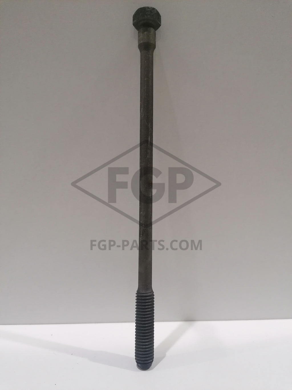Cylinder head bolt